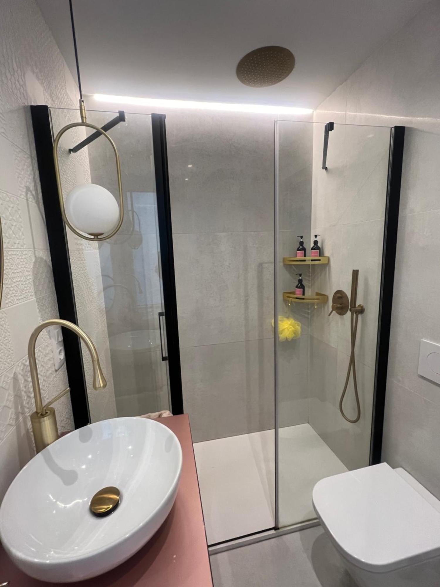 Estilo Neoyorkino Apartment Малага Екстериор снимка